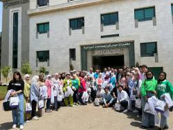 رحلة علمية لكلية الصيدلة في جامعة الجزيرة الخاصة إلى معمل "ميديكو" للصناعات الدوائية في حمص